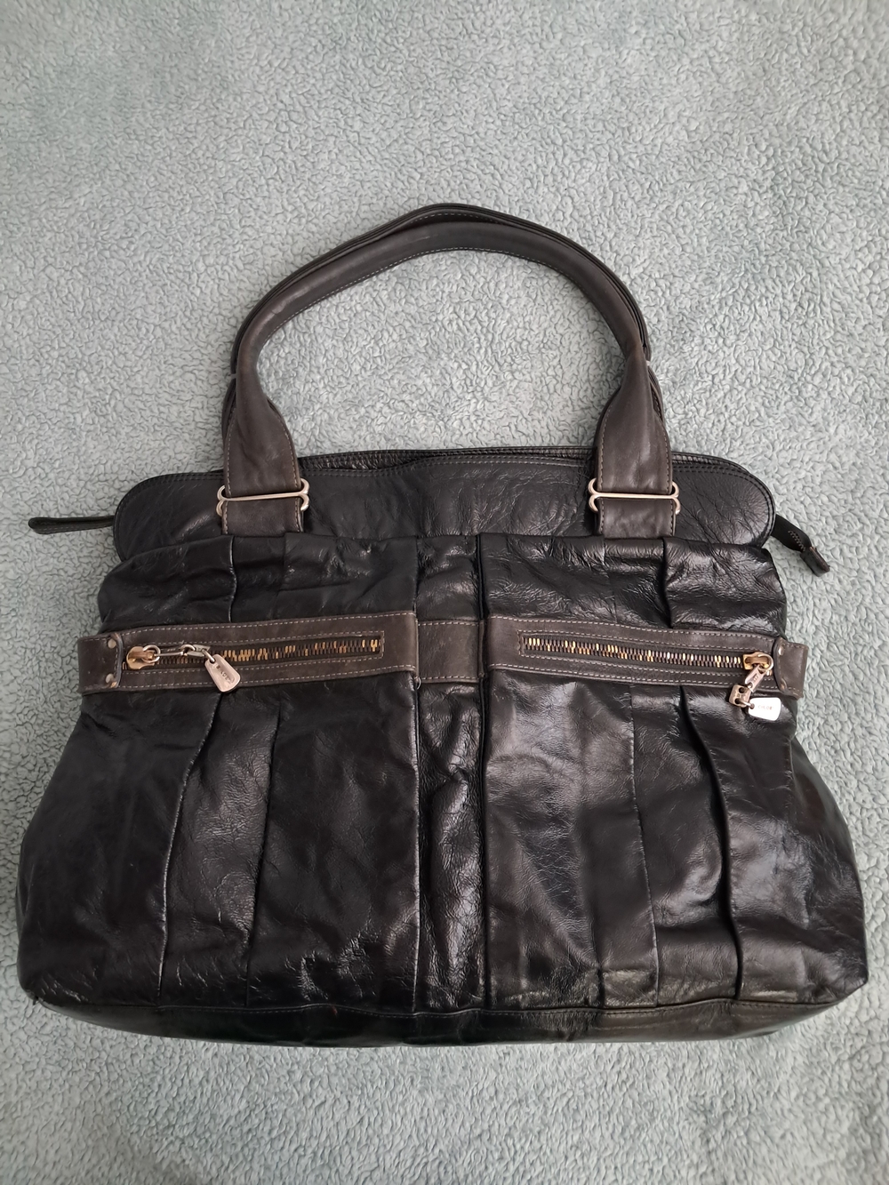 See By Chloe Black Leather Shoulder Bag with Gold Hardware